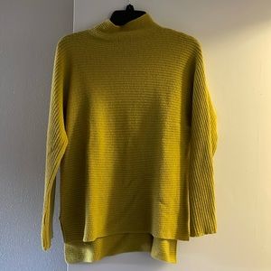 Lime green/yellow top